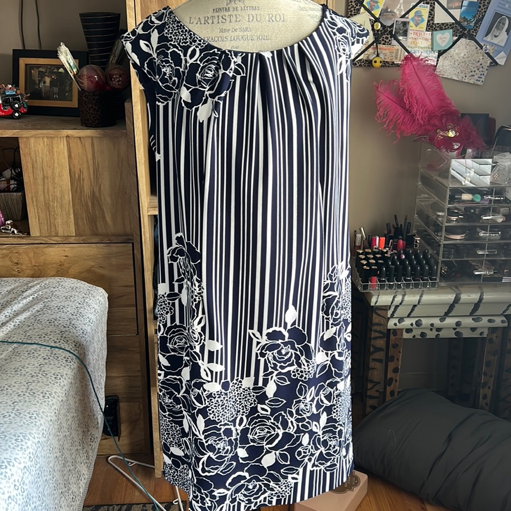 Peach Velvet Navy & White Striped Floral Dress - 16